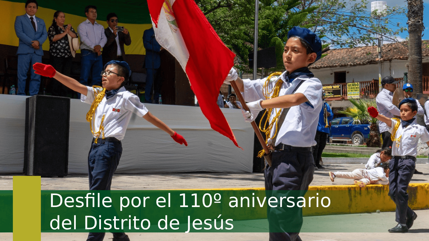 Desfile por el 110º aniversario del Distrito de Jesús